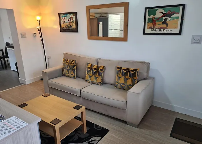 North Parade Holiday Apartment 35 Sea View Road Skegness Pe25 1Bs